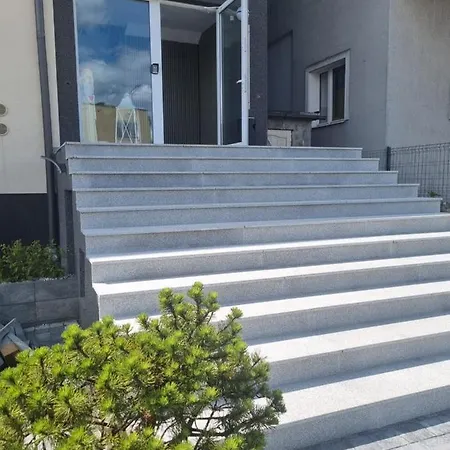 Nevada * 格丁尼亚