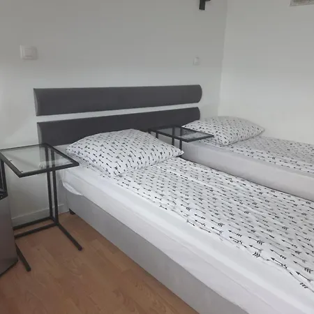 Nevada 民宿 格丁尼亚