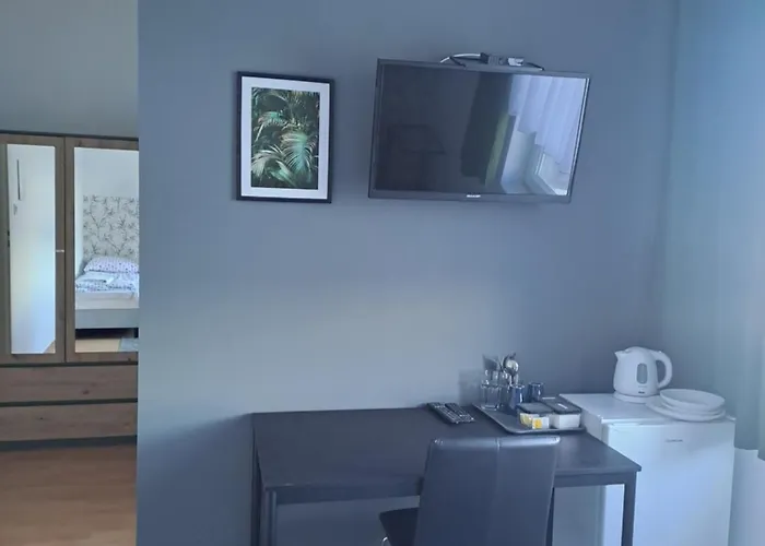 Nevada Проживання в сім'ї Гдиня